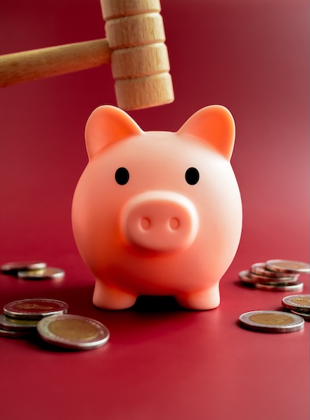 7 unrealistic ways people spent their tax refunds Vertical